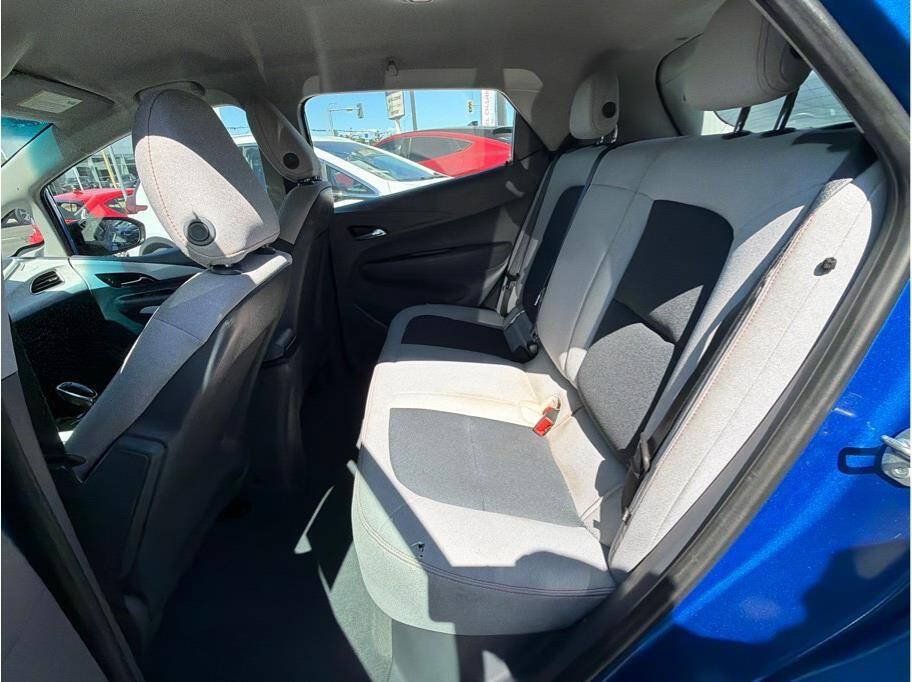Used 2021 Chevrolet Bolt LT FWD image 19