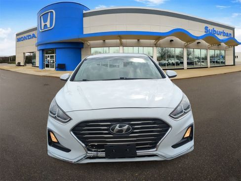 Used 2019 Hyundai Sonata SE image 3