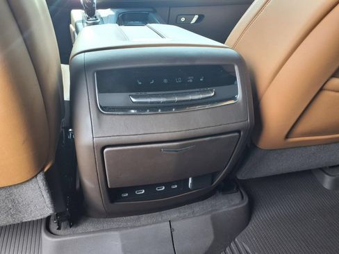 Used 2024 Cadillac Escalade Sport w/ Touring Package AWD/4WD image 15