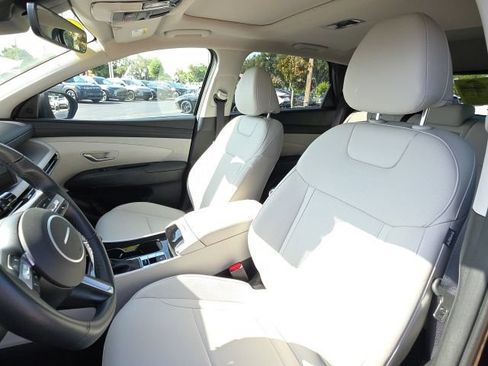 Certified 2025 Hyundai Tucson SEL FWD image 6