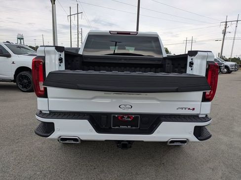 Used 2025 GMC Sierra 1500 AT4 AWD/4WD image 15