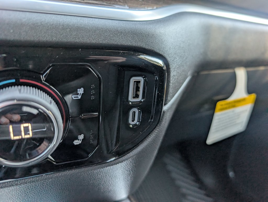 New 2026 Chevrolet Silverado 1500 RST w/ Safety Package AWD/4WD image 33