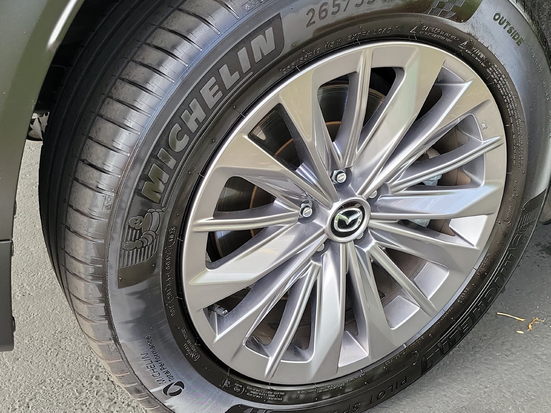 Used 2025 MAZDA CX-90 3.3 Turbo w/ Select Package AWD/4WD image 25