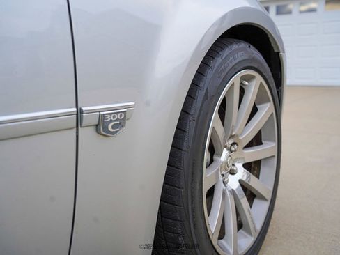 Used 2006 Chrysler 300 SRT8 w/ SRT Option Group II image 45