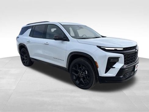 Certified 2026 Chevrolet Traverse RS image 7