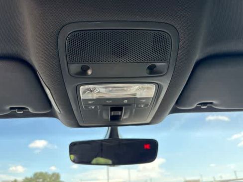 Used 2018 Audi Q3 2.0T Premium FWD image 22