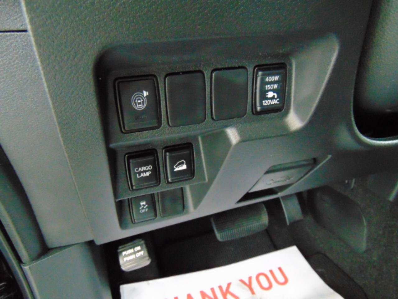 Used 2022 Nissan Frontier SV AWD/4WD image 14