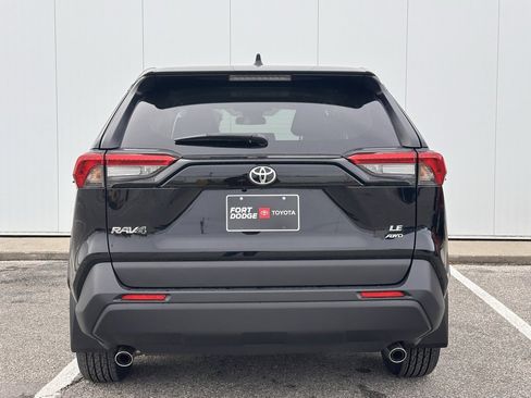New 2025 Toyota RAV4 LE image 4