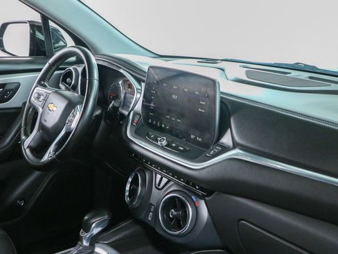 Used 2024 Chevrolet Blazer LT FWD image 25