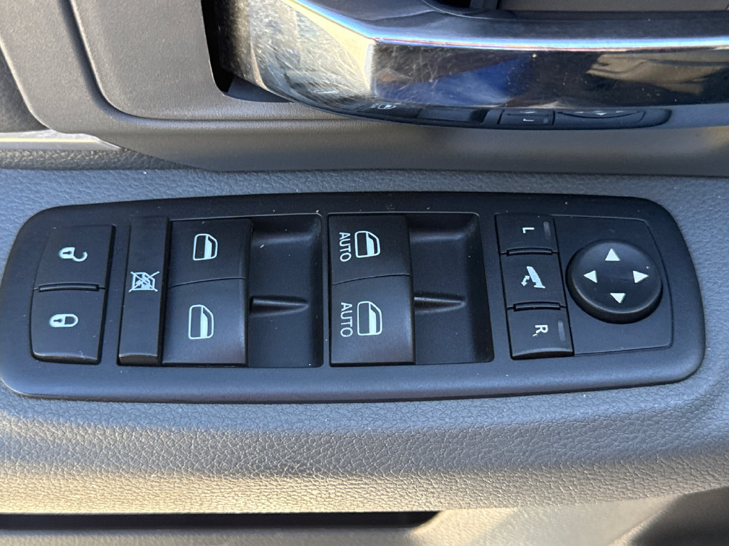 Used 2015 RAM 1500 Big Horn AWD/4WD image 14
