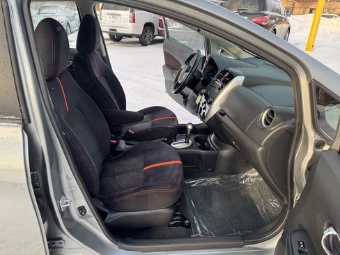 Used 2015 Nissan Versa Note SR w/ SR Tech Package image 29