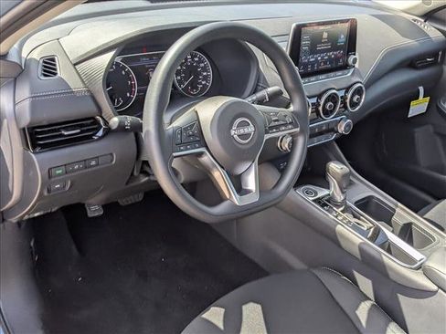 New 2025 Nissan Sentra SV image 3