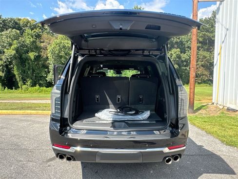 New 2025 Chevrolet Tahoe Premier image 35