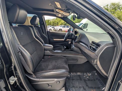 Used 2023 Dodge Durango R/T w/ Hemi Orange Plus Package AWD/4WD image 12