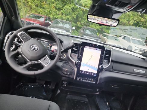 New 2026 RAM 5500 4x4 Crew Cab image 16