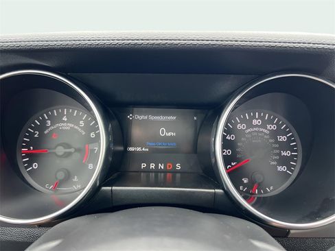 Used 2022 Ford Mustang Premium image 16