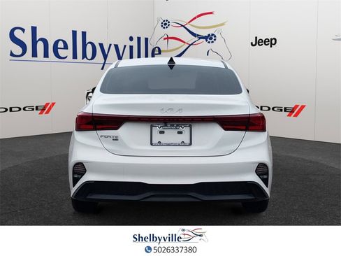 Used 2023 Kia Forte LX image 5