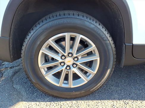 Certified 2023 Chevrolet Traverse LT image 7