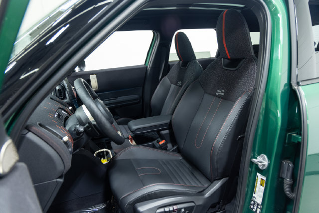 Used 2026 MINI Cooper Countryman John Cooper Works w/ Comfort Package Max AWD/4WD image 9