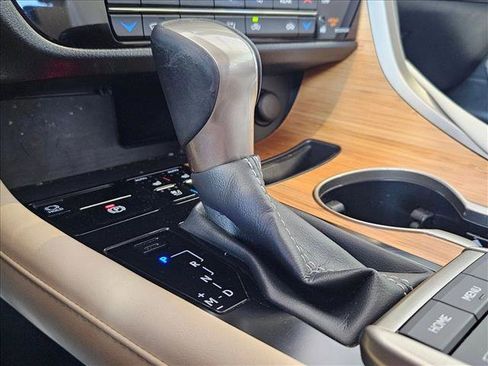 Used 2021 Lexus RX 350L FWD w/ Premium Package image 10