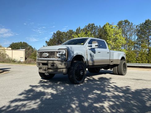 Used 2026 Ford F450 King Ranch w/ Chrome Package image 11