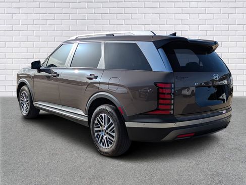 Used 2026 Hyundai Palisade SEL FWD image 3