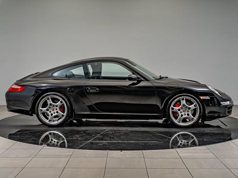 Used 2005 Porsche 911 Carrera S RWD image 9
