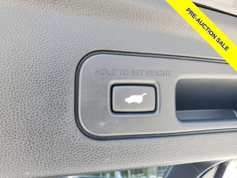 Certified 2023 Acura MDX FWD w/ Technology Package image 9
