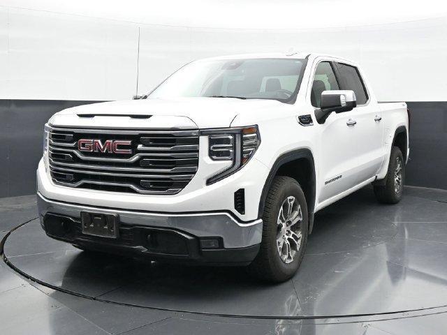 Used 2025 GMC Sierra 1500 SLT AWD/4WD image 5