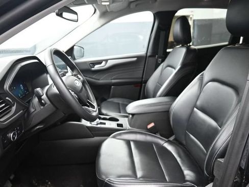 Used 2024 Ford Escape Platinum AWD/4WD image 12