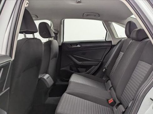 Used 2025 Volkswagen Jetta S image 13