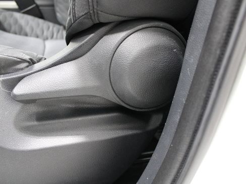 Used 2022 Toyota Tundra SR5 w/ Convenience Package RWD image 42