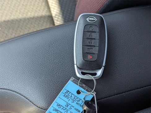 New 2025 Nissan Versa SR w/ Trunk Package image 33