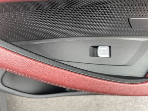 Used 2025 BMW 440i xDrive w/ Parking Assistance Package image 12