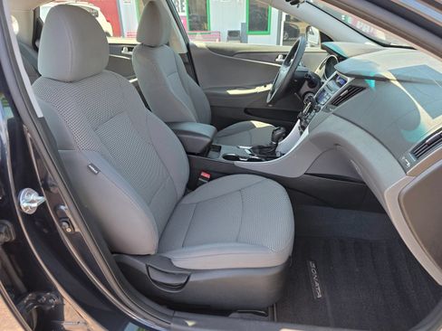 Used 2012 Hyundai Sonata GLS FWD image 10