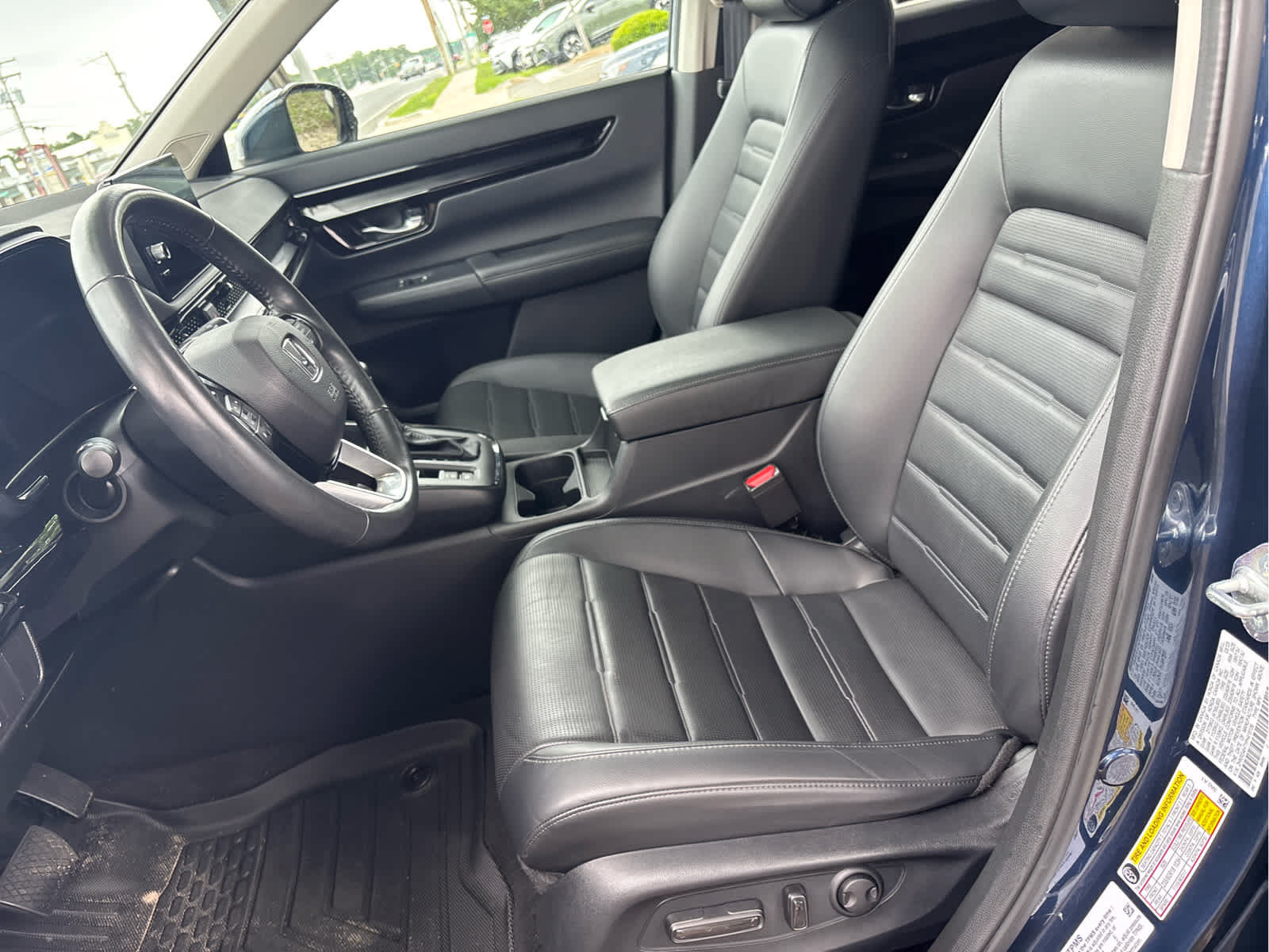 Used 2023 Honda CR-V EX-L image 8