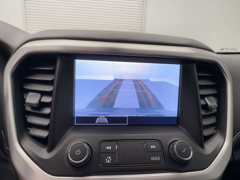 Certified 2023 GMC Acadia SLE w/ Driver Convenience Package image 23