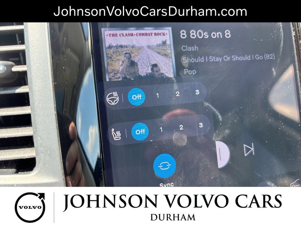 Used 2023 Volvo XC90 B5 Core w/ Climate Package AWD/4WD image 21