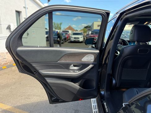 Used 2020 Mercedes-Benz GLE 350 4MATIC image 24