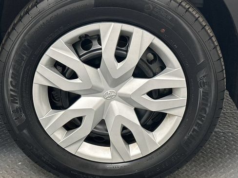 Certified 2023 Toyota Corolla Cross L AWD/4WD image 19