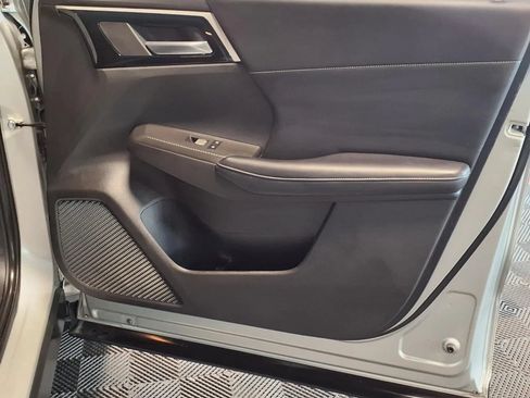 Used 2022 Mitsubishi Outlander SE AWD/4WD image 12