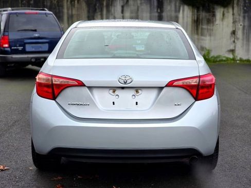 Used 2019 Toyota Corolla LE image 6