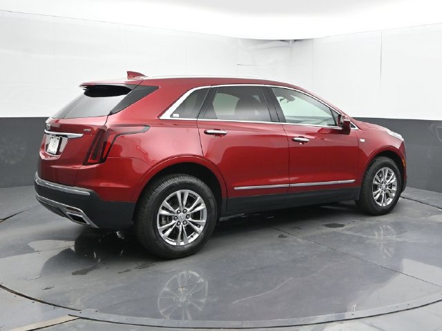 Used 2026 Cadillac XT5 Luxury AWD/4WD image 2