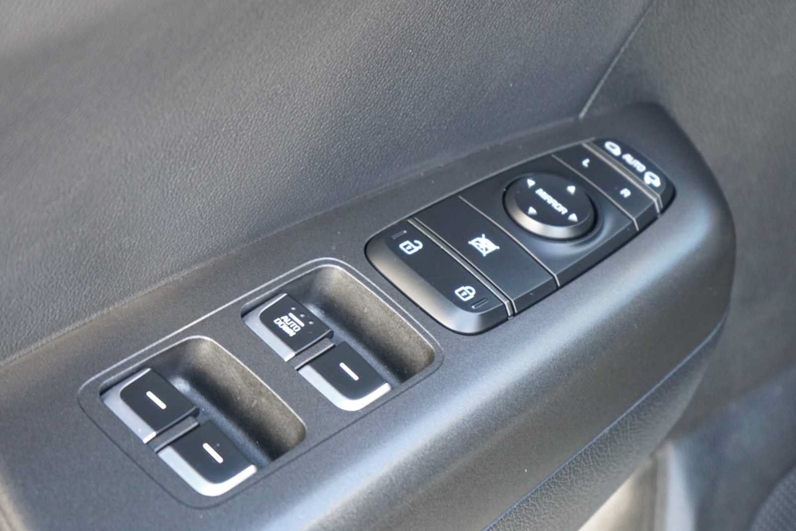 Certified 2021 Kia Sportage S FWD image 16