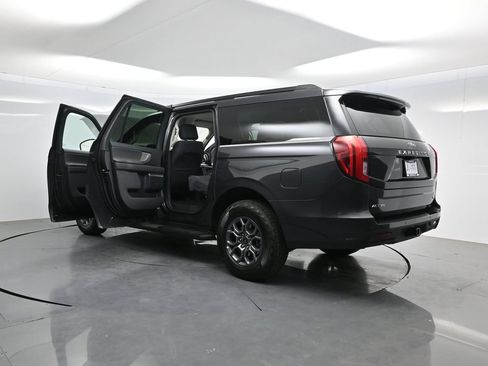 Used 2025 Ford Expedition Max Active RWD image 49
