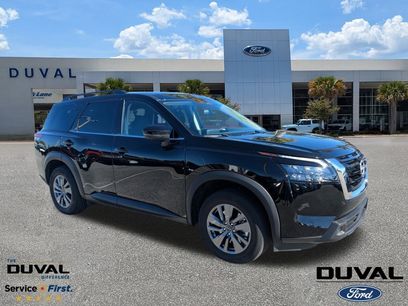 Used 2025 Nissan Pathfinder SV