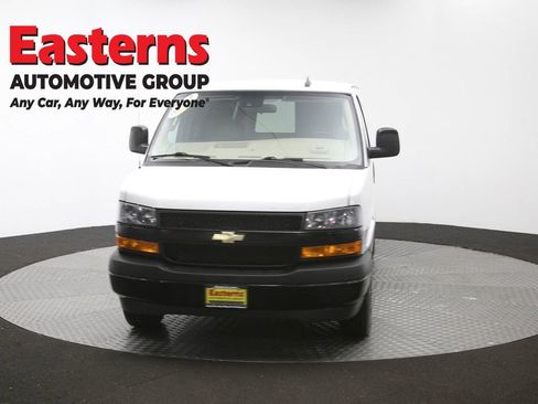 Used 2021 Chevrolet Express 3500 w/ Driver Convenience Package RWD image 49