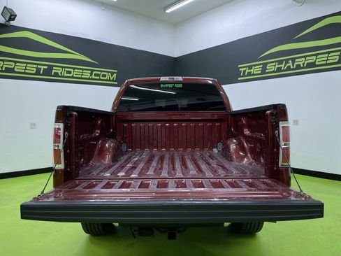 Used 2014 Ford F150 XLT w/ Trailer Tow Package image 9