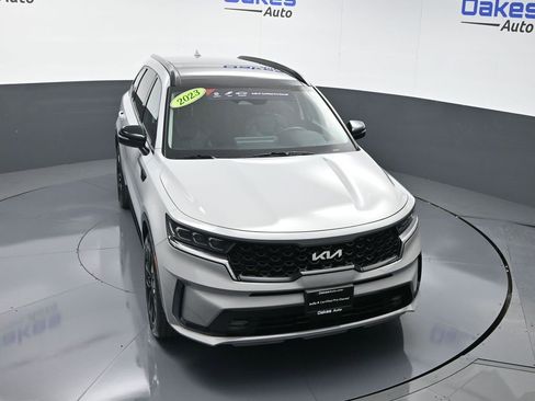 Certified 2023 Kia Sorento SX image 51
