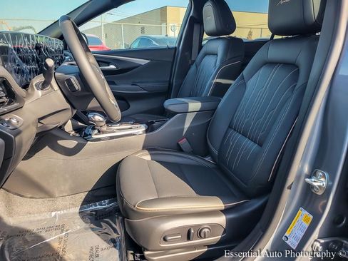 New 2026 Buick Envista Avenir image 7